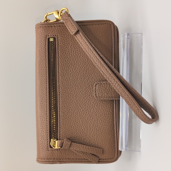 Tory Burch Britten Wristlet - Picture 5 of 6